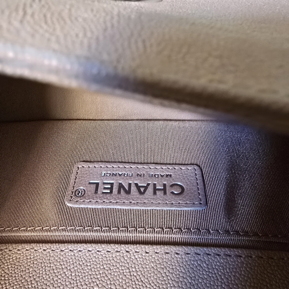 Chanel boy pink caviar small bag - Picture 4 of 13